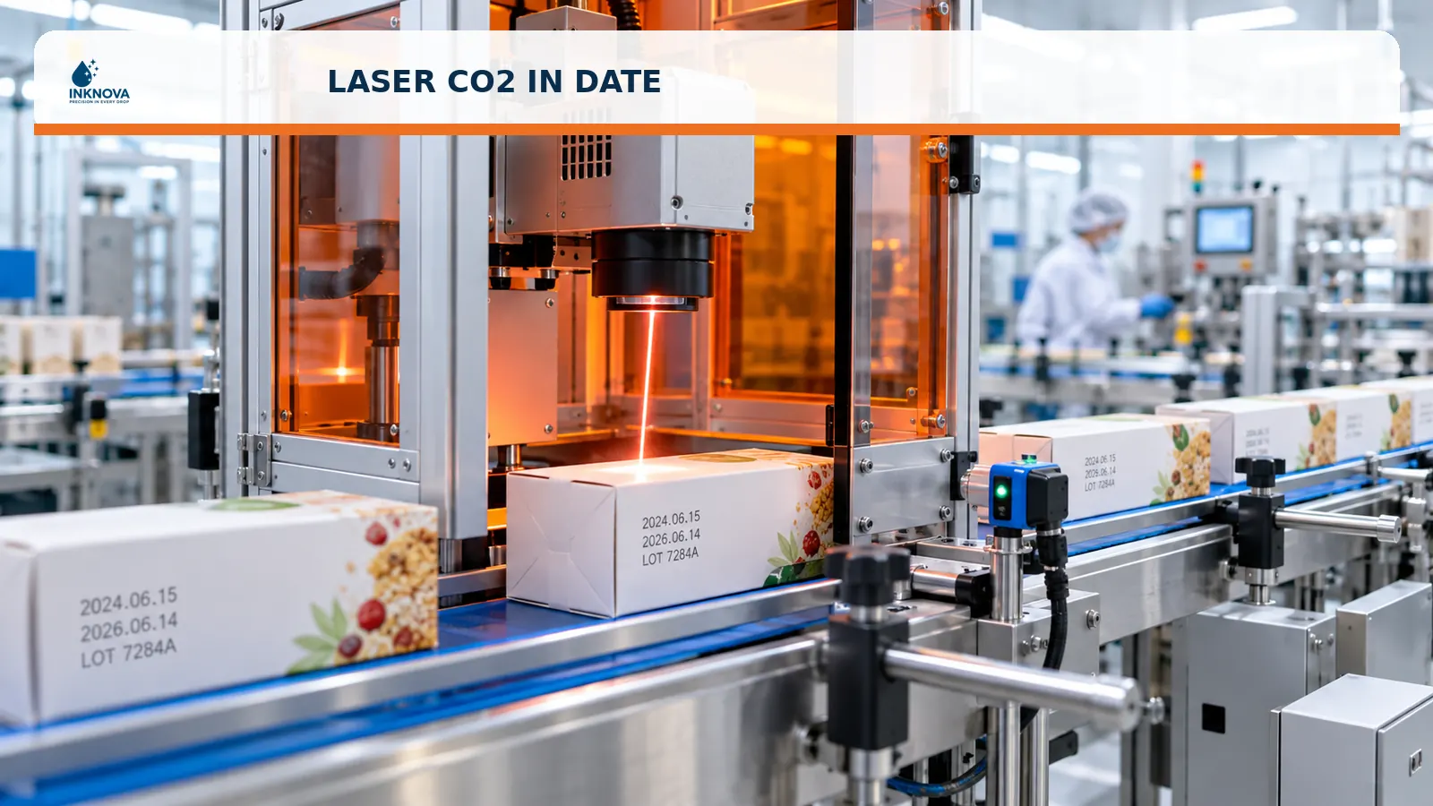 Máy laser CO2 in date trên dây chuyền